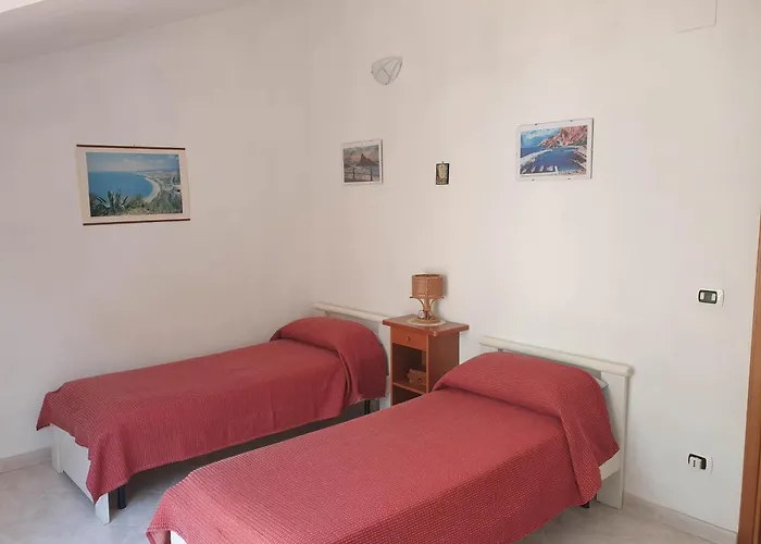 Umberto I בית נופש *